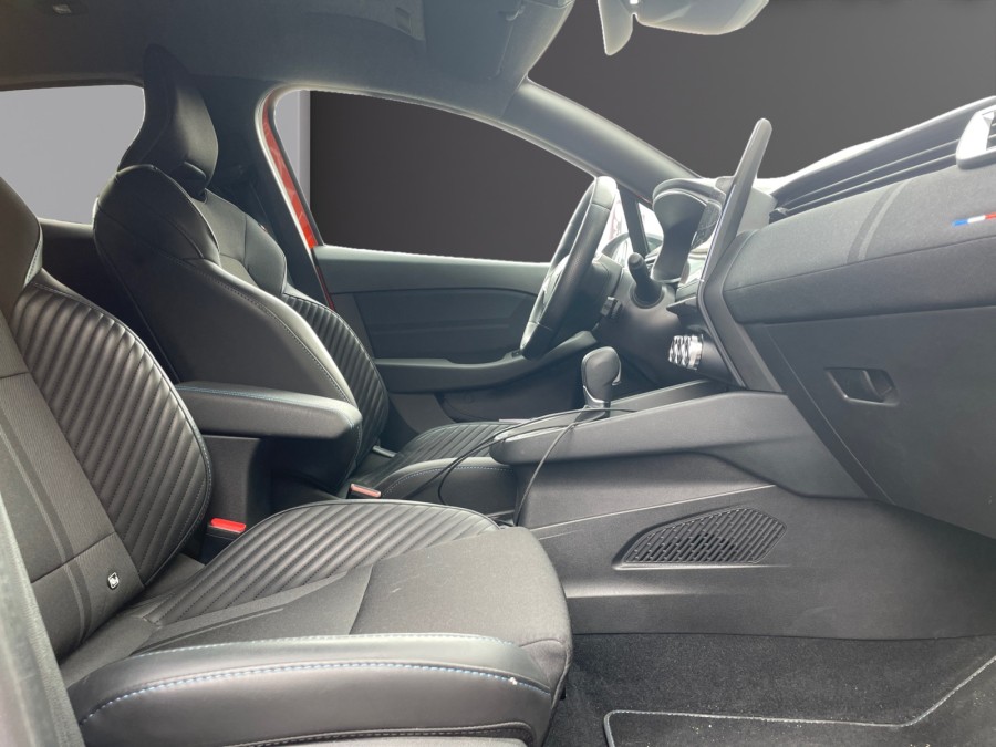 RENAULT d'occasion CLIO 1.6 E-TECH 145 ESPRIT ALPINE de 2024 Genevois