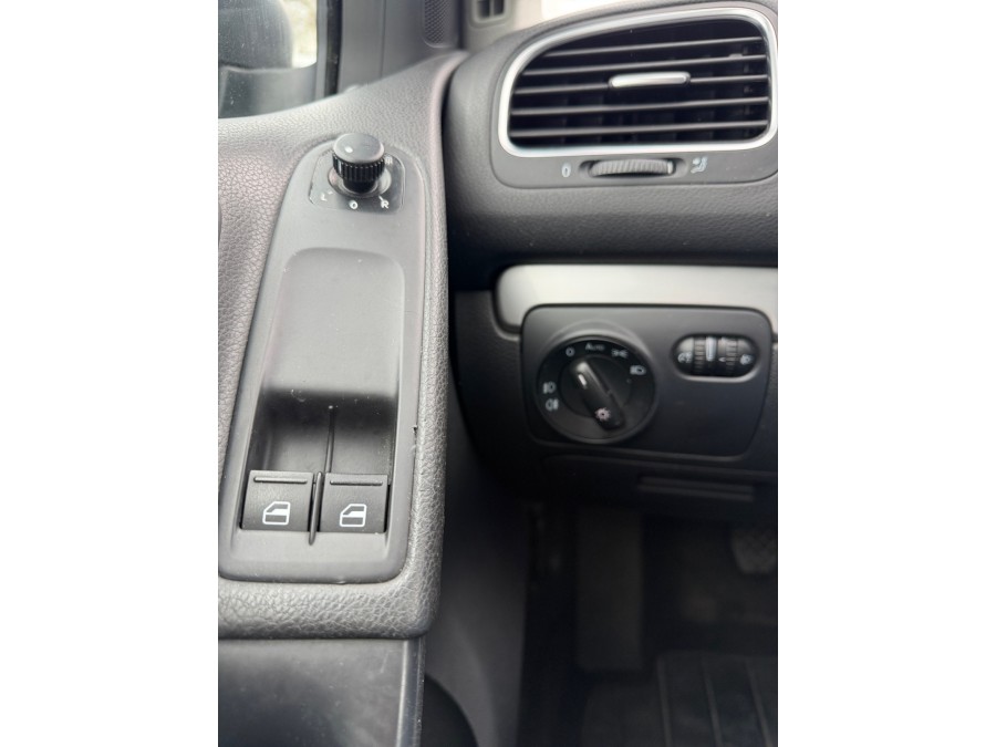 VOLKSWAGEN d'occasion GOLF GOLF VI 2.0 TDI 110 Trendline de 2009