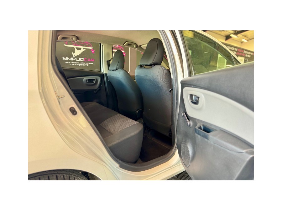 TOYOTA d'occasion YARIS 1.0 VVTI 70 ULTIMATE de 2015 Aix Les Bains