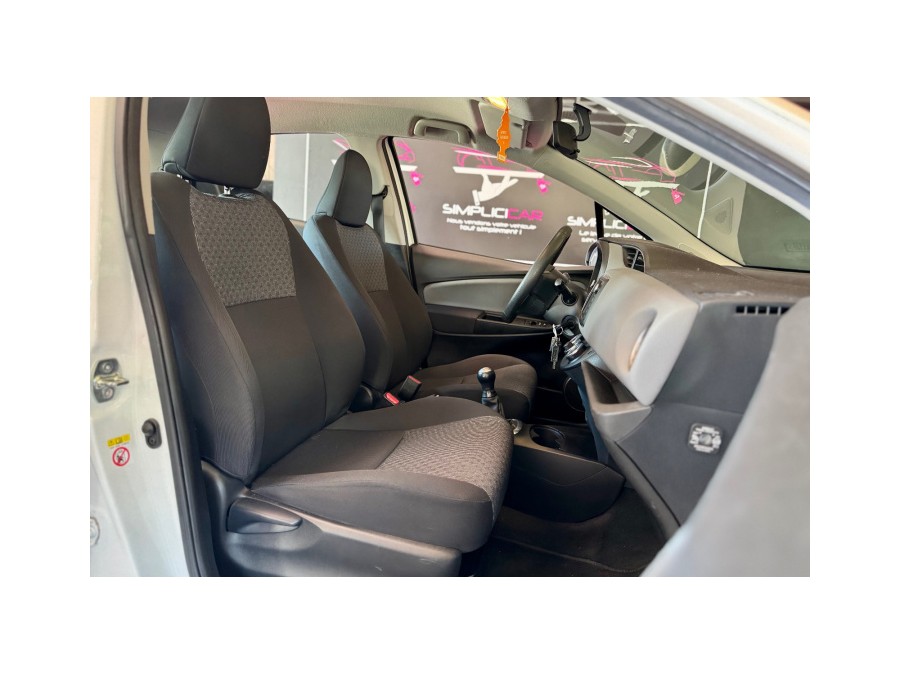 TOYOTA d'occasion YARIS 1.0 VVTI 70 ULTIMATE de 2015 Aix Les Bains