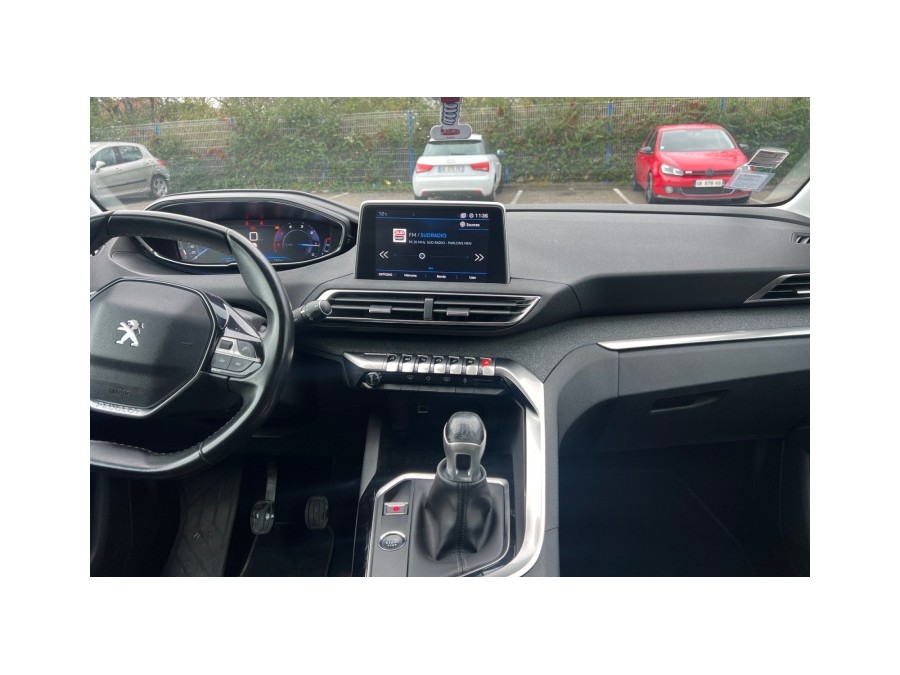 PEUGEOT d'occasion 3008 SUV PEUGEOT 3008 SUV de 2019 Avignon (84)﻿