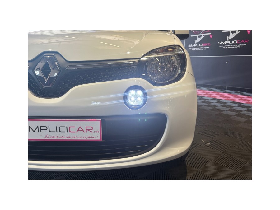 RENAULT d'occasion TWINGO 0.9 TCE 90 ENERGY E6C Zen de 2018 Aix Les