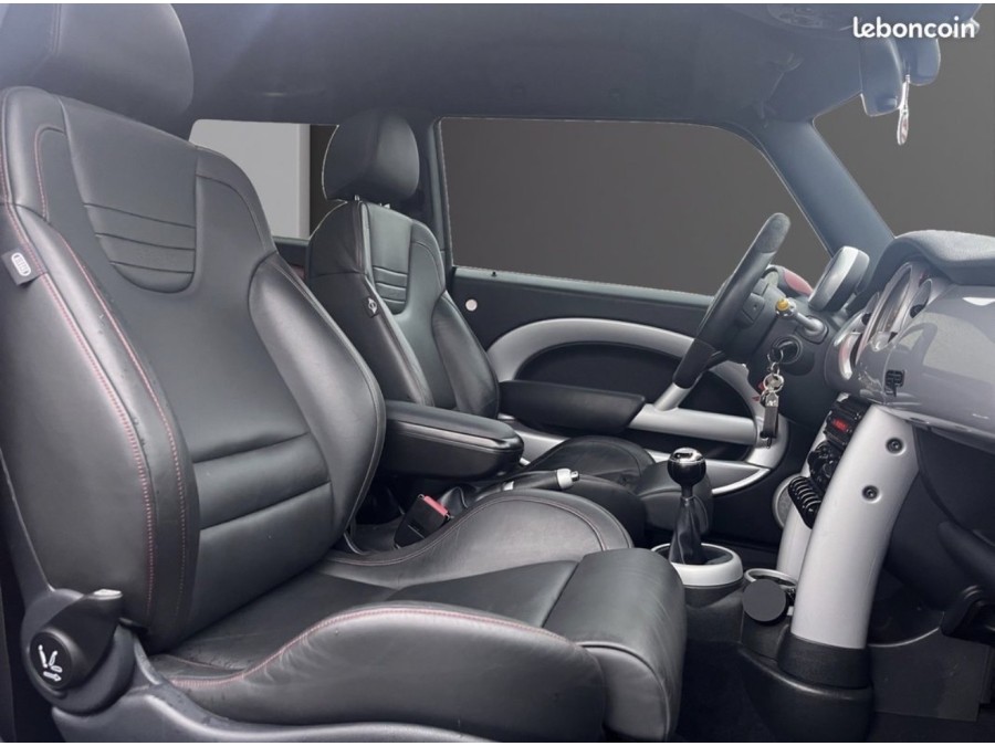 MINI d'occasion MINI JOHN COOPER WORKS de 2006 Vernon (27)﻿