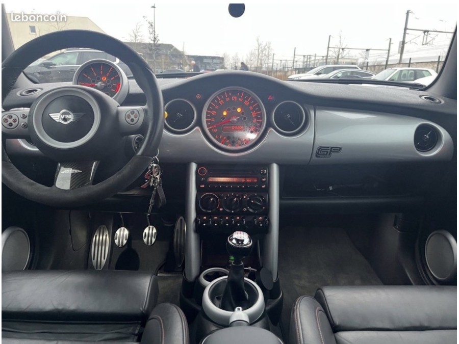 MINI d'occasion MINI JOHN COOPER WORKS de 2006 Vernon (27)﻿