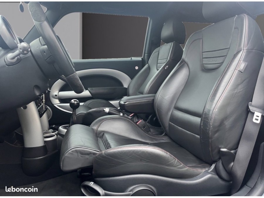 MINI d'occasion MINI JOHN COOPER WORKS de 2006 Vernon (27)﻿