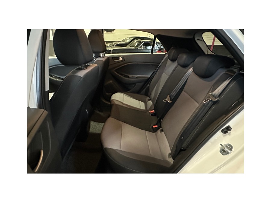 HYUNDAI d'occasion I20 i20 1.0 T-GDi 100 Intuitive de 2019 Aix Les