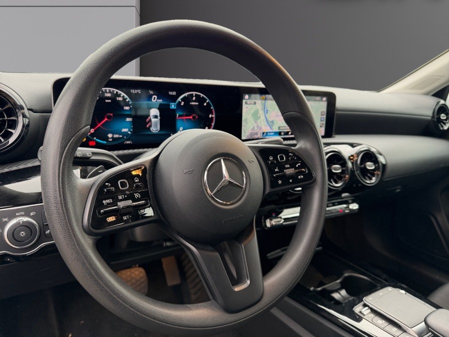 MERCEDES d'occasion CLASSE-A 180 D 116CH BUSINESS LINE 7G-DCT de 2020