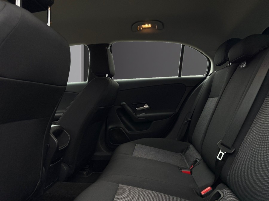 MERCEDES d'occasion CLASSE-A 180 D 116CH BUSINESS LINE 7G-DCT de 2020