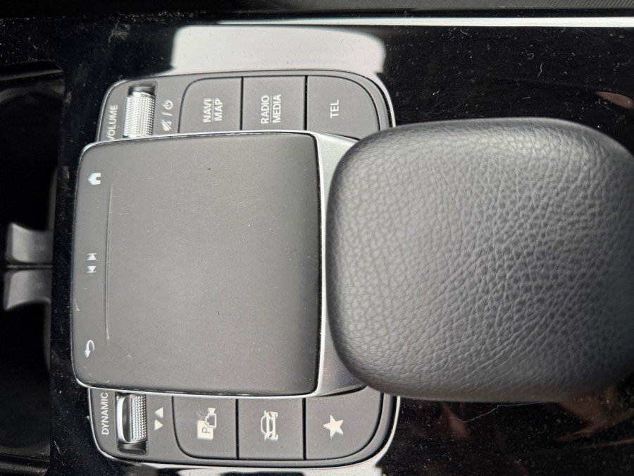 MERCEDES d'occasion CLASSE-A 180 D 116CH BUSINESS LINE 7G-DCT de 2020