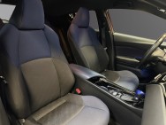 TOYOTA d'occasion C-HR 122H DISTINCTIVE de 2018 St Jean du Cardonnay