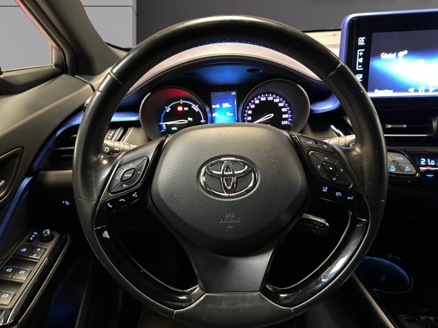 TOYOTA d'occasion C-HR 122H DISTINCTIVE de 2018 St Jean du Cardonnay