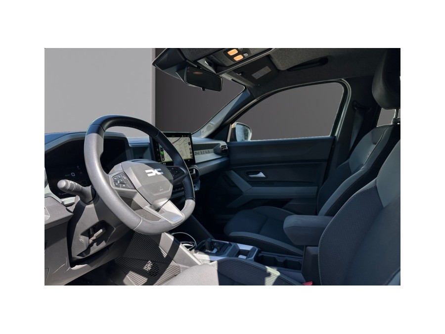 DACIA d'occasion DUSTER 1.6 HYBRID 140 JOURNEY de 2024 Salon de