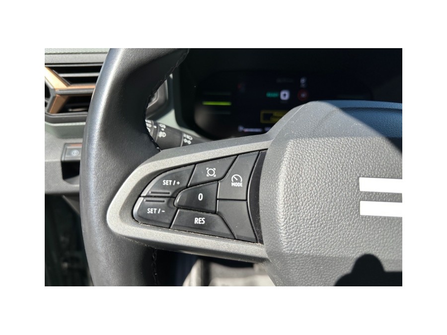 DACIA d'occasion DUSTER 1.6 HYBRID 140 JOURNEY de 2024 Salon de