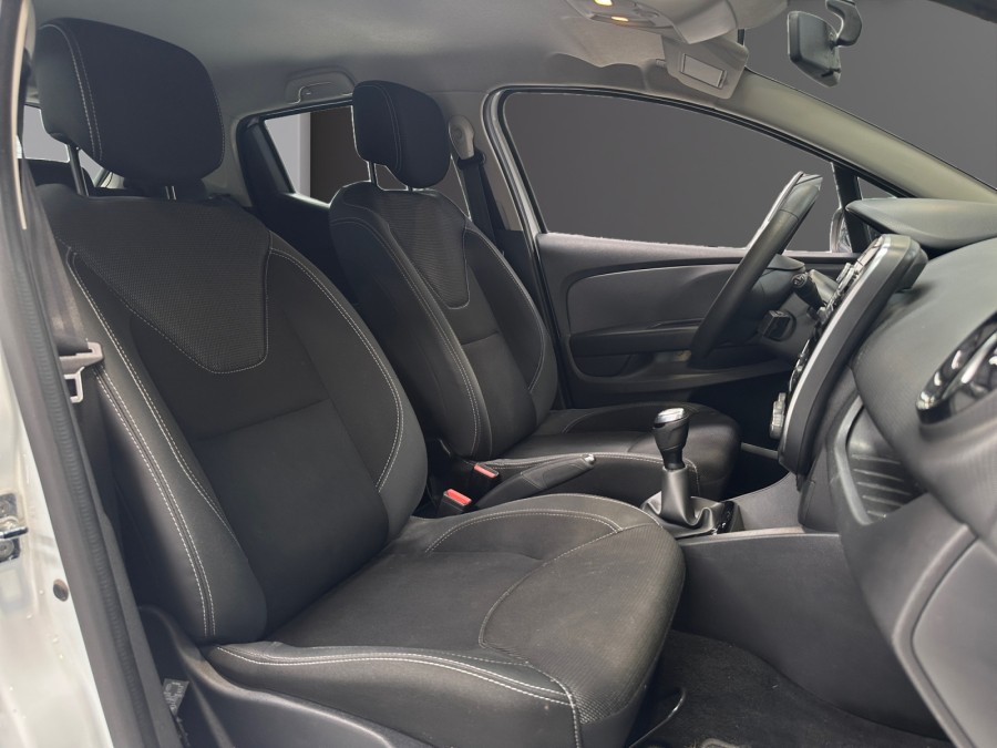 RENAULT d'occasion CLIO TCE 75 GENERATION de 2018 Lorient (56)﻿