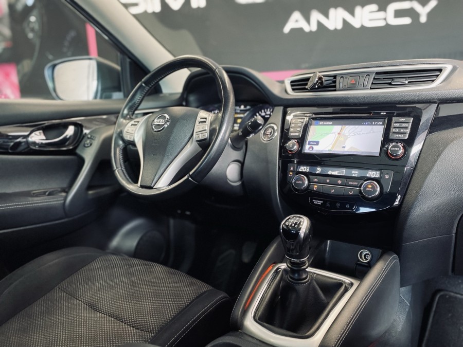 NISSAN d'occasion QASHQAI 1.2 DIG-T 115 CONNECTA PH2 de 2017 Annecy
