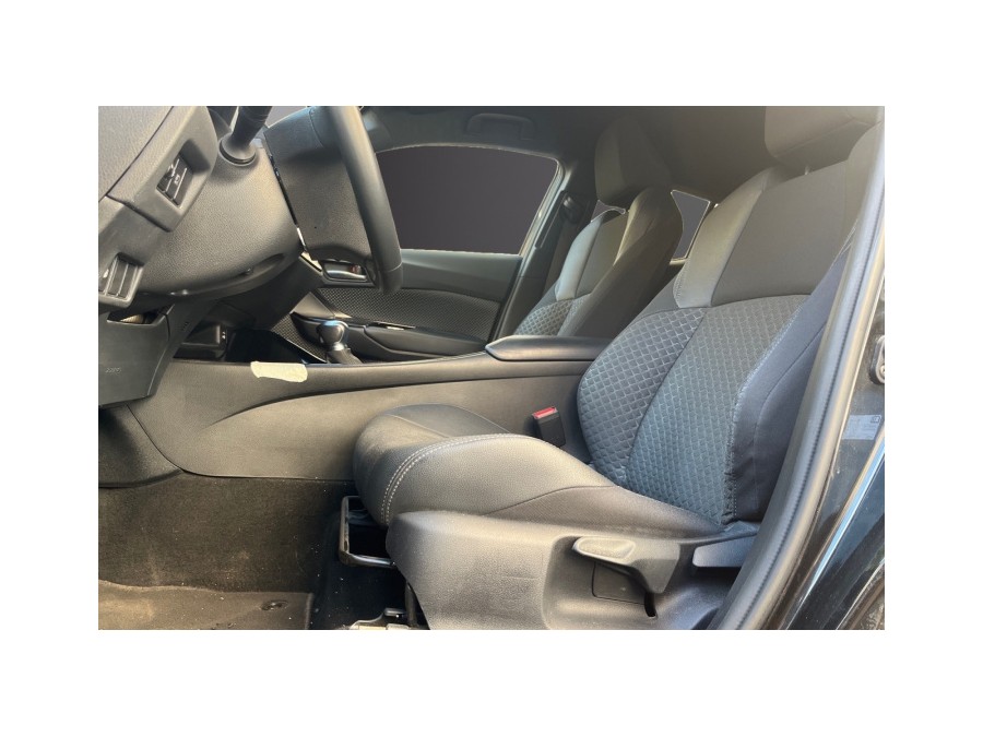TOYOTA d'occasion C-HR 1.8 122H COLLECTION de 2023 Le Raincy (93)﻿