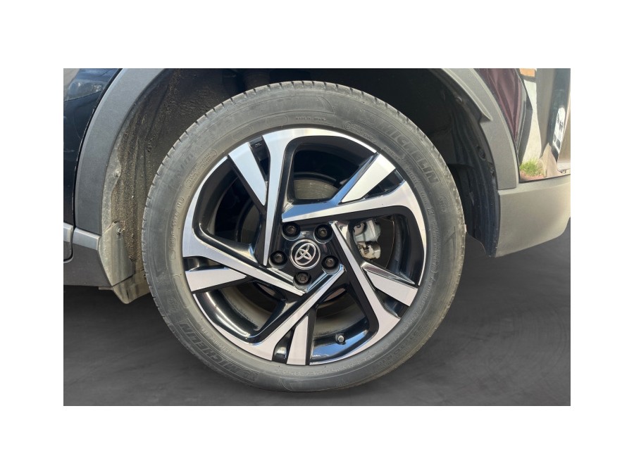 TOYOTA d'occasion C-HR 1.8 122H COLLECTION de 2023 Le Raincy (93)﻿