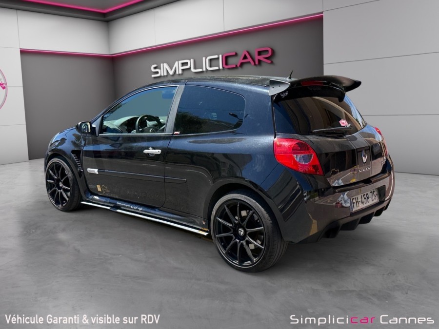 RENAULT d'occasion CLIO RENAULT SPORT LUXE 2.0 16V de 2006 Cannes