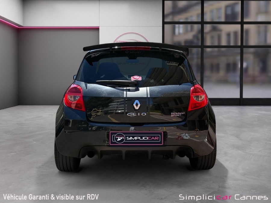 RENAULT d'occasion CLIO RENAULT SPORT LUXE 2.0 16V de 2006 Cannes