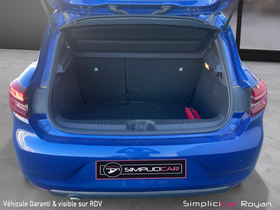 RENAULT d'occasion CLIO V 1.0 TCE 90 ch INTENS de 2021 Royan (17)﻿