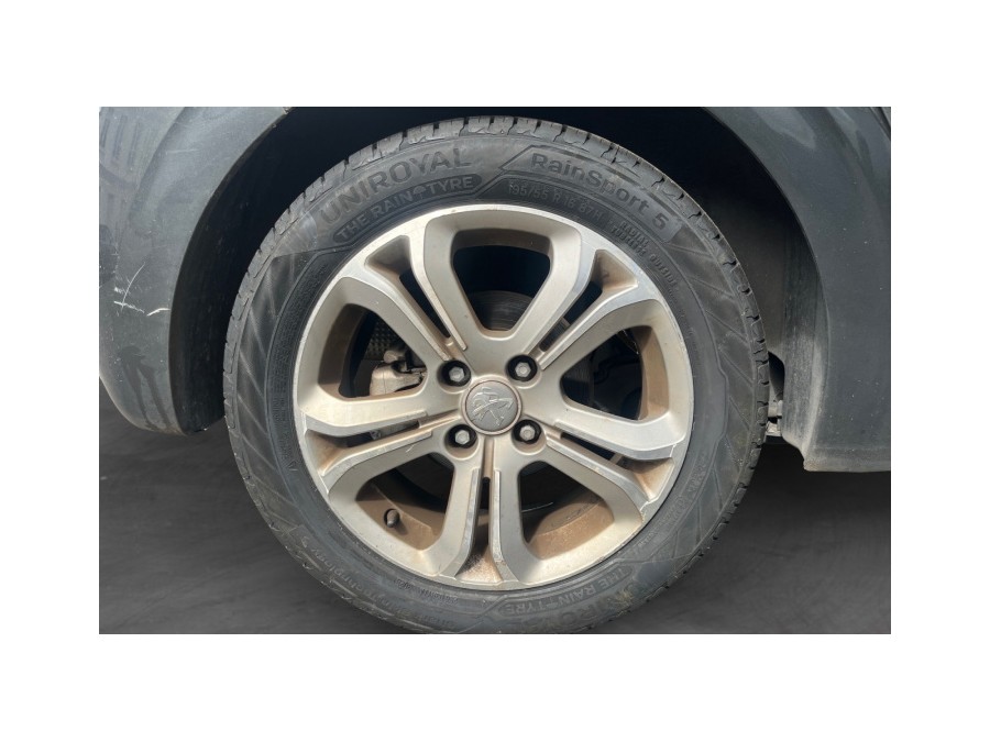 PEUGEOT d'occasion 208 allure de 2013 Le Raincy (93)﻿