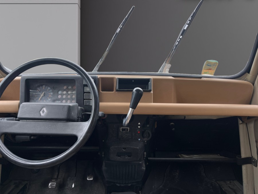 RENAULT d'occasion R4 BASE de 1982 Carcassonne (11)﻿
