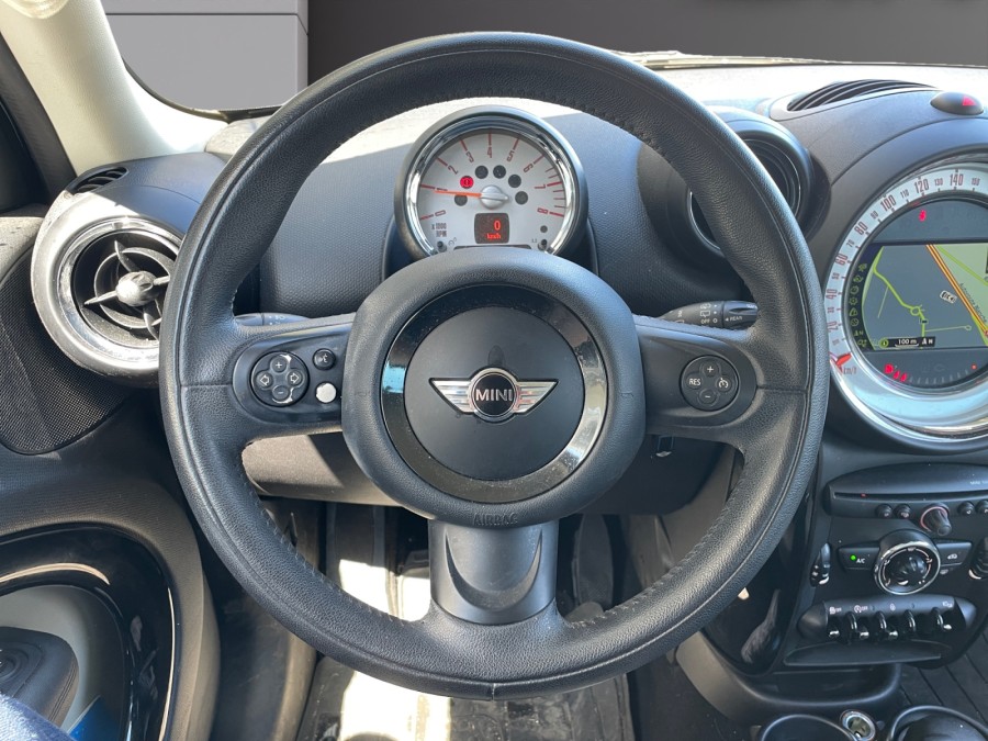MINI d'occasion COUNTRYMAN COOPER 122 BRICKLANE de 2013 Genevois (74)﻿
