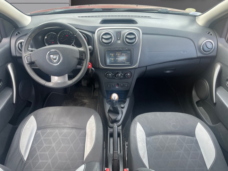 DACIA d'occasion SANDERO 1.5 DCI 90 ch STEPWAY AMBIANCE de 2013 Royan