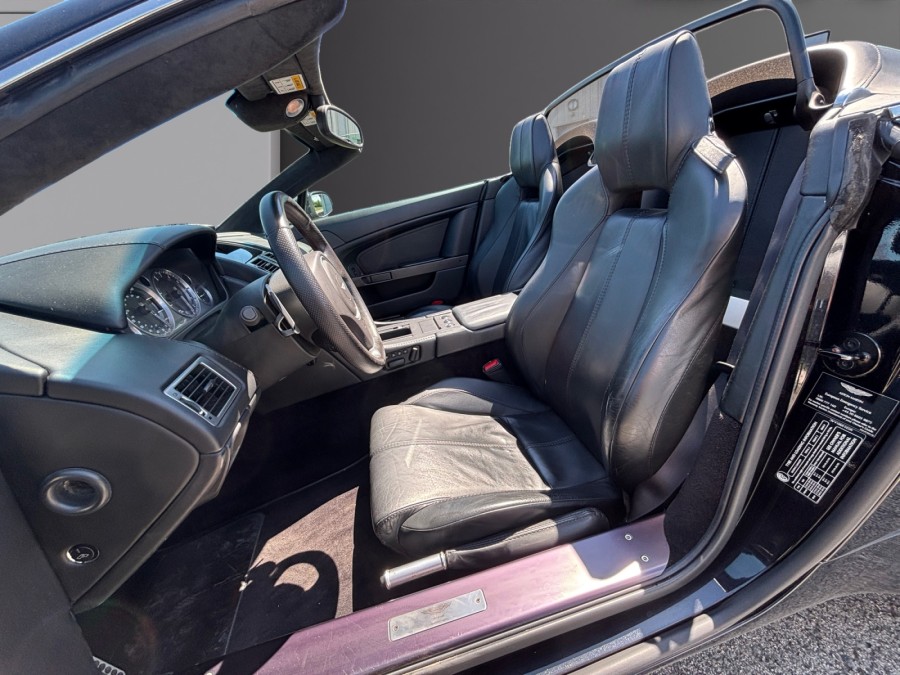 ASTON MARTIN d'occasion V8 VANTAGE V8 VANTAGE ROADSTER de 2010