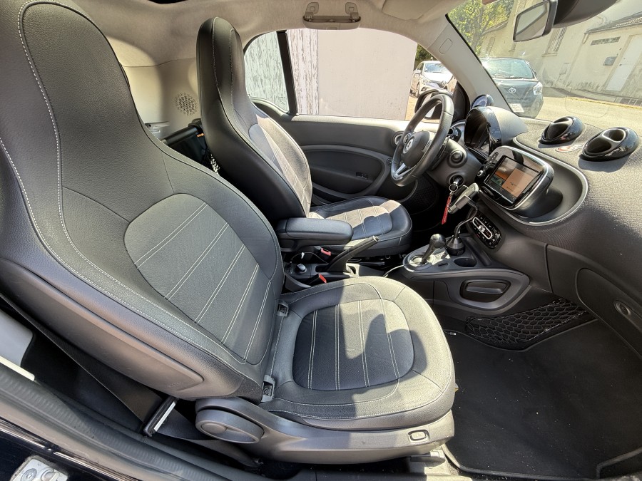 SMART d'occasion FORTWO 0.9 90 URBANLAVA BA de 2016 Vaucresson (92)﻿