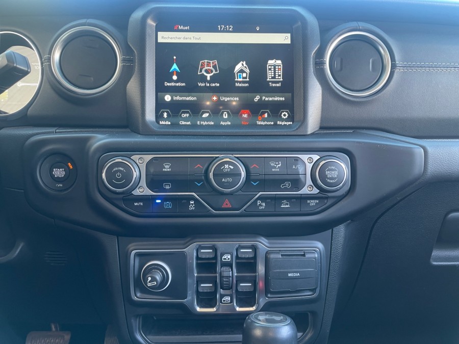 JEEP d'occasion WRANGLER UNLIMITED 2.0 T 380 4XE SAHARA de 2021 Royan