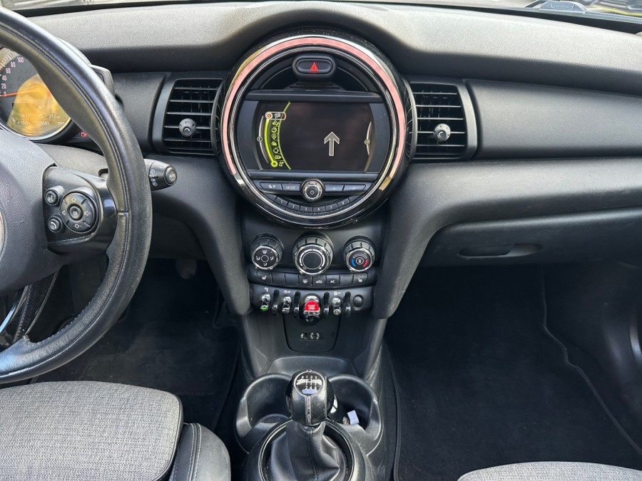 MINI d'occasion MINI One 102ch Edition Blackfriars de 2017 Vienne