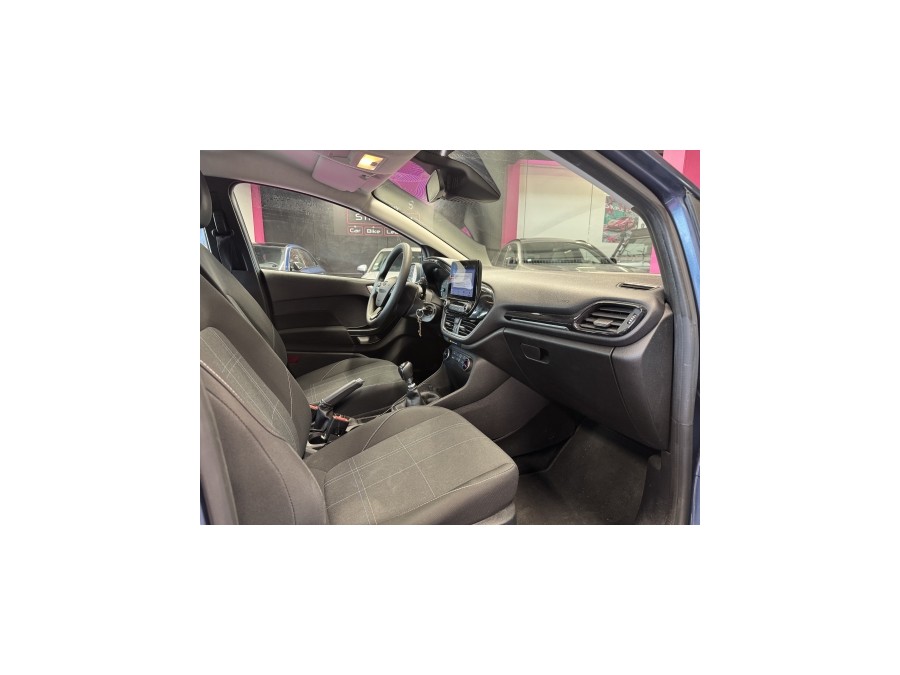 FORD d'occasion FIESTA 1.0 ECOBOOST 100 BUSINESS NAV de 2019 Villebon