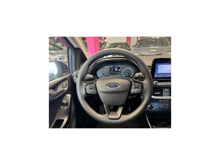 FORD d'occasion FIESTA 1.0 ECOBOOST 100 BUSINESS NAV de 2019 Villebon