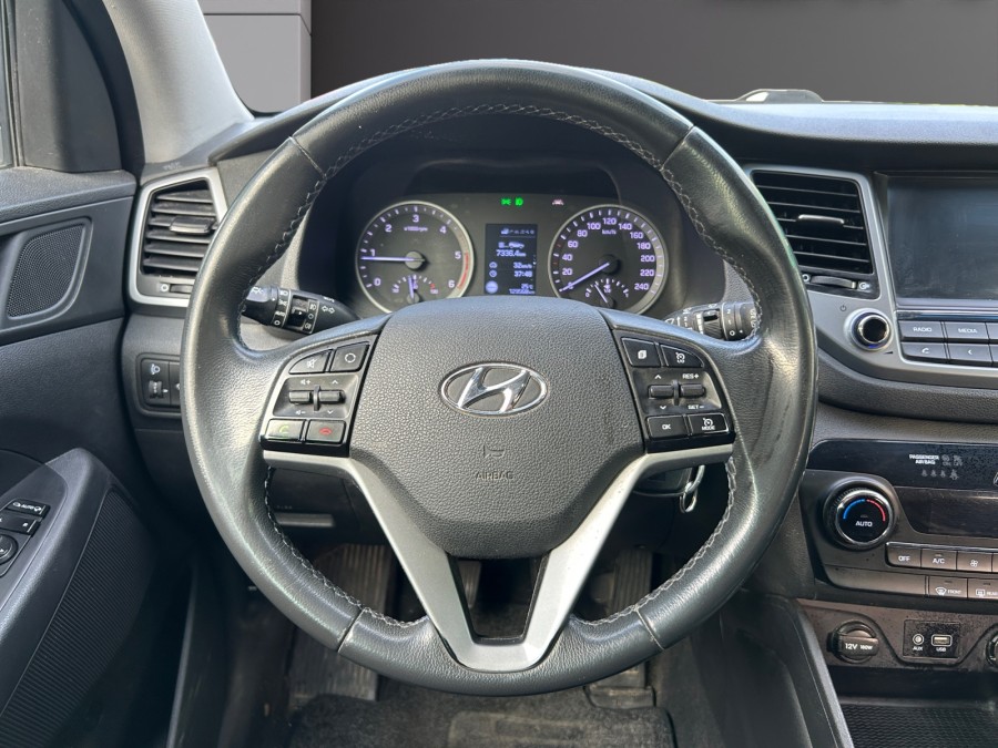 HYUNDAI d'occasion TUCSON 1.7 CRDI 115 INITIA de 2017 Nord Isère (38)﻿