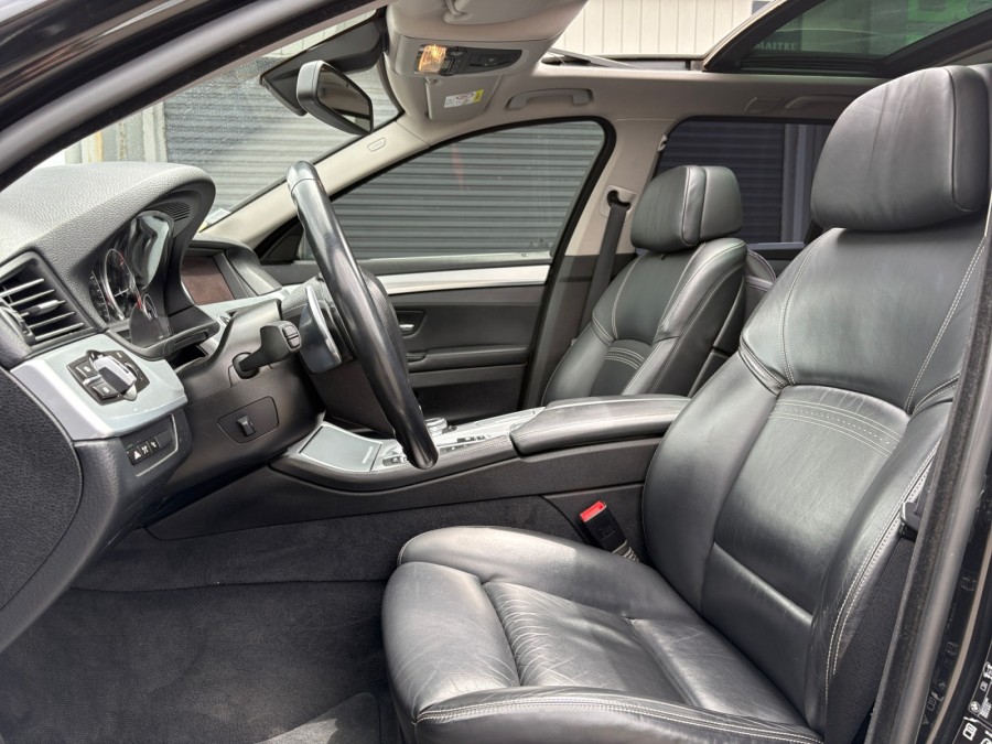 BMW d'occasion SERIE 5 TOURING 530D XD LUXURY BA de 2016 Brest (29)﻿