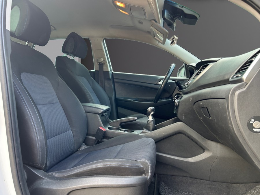 HYUNDAI d'occasion TUCSON 1.7 CRDI 115 INITIA de 2017 Nord Isère (38)﻿