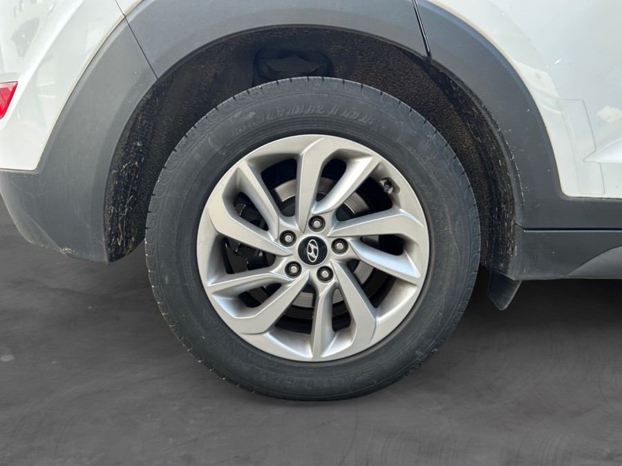 HYUNDAI d'occasion TUCSON 1.7 CRDI 115 INITIA de 2017 Nord Isère (38)﻿