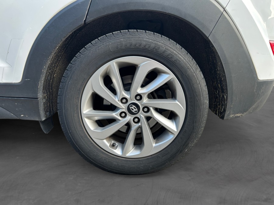 HYUNDAI d'occasion TUCSON 1.7 CRDI 115 INITIA de 2017 Nord Isère (38)﻿