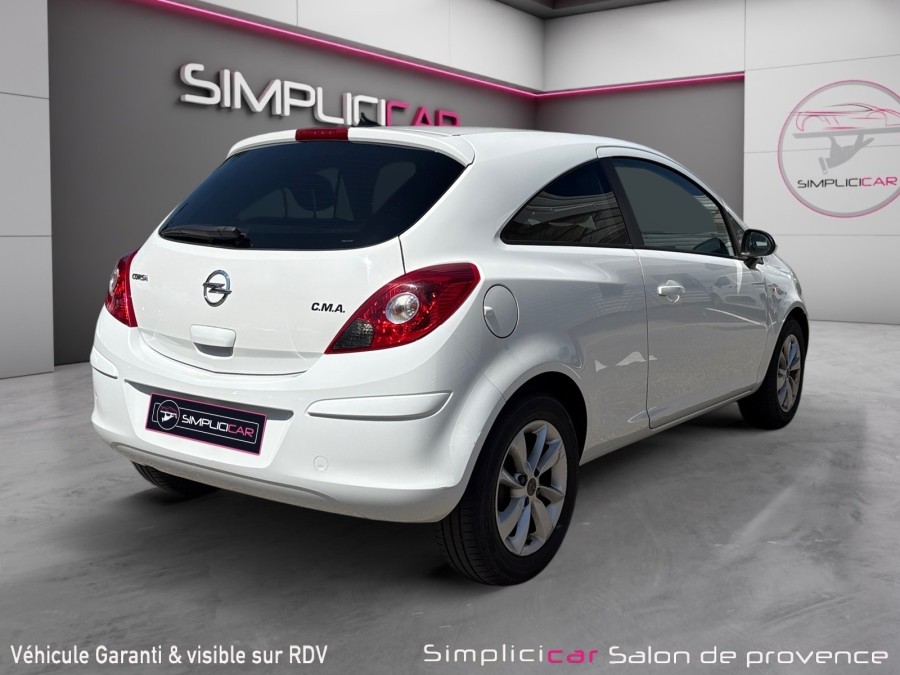 OPEL d'occasion CORSA 1.4 TWINPORT 100 GRAPHITE de 2014 Salon de