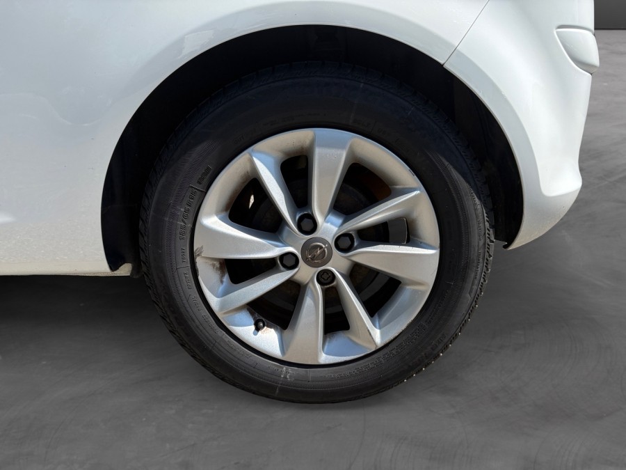 OPEL d'occasion CORSA 1.4 TWINPORT 100 GRAPHITE de 2014 Salon de