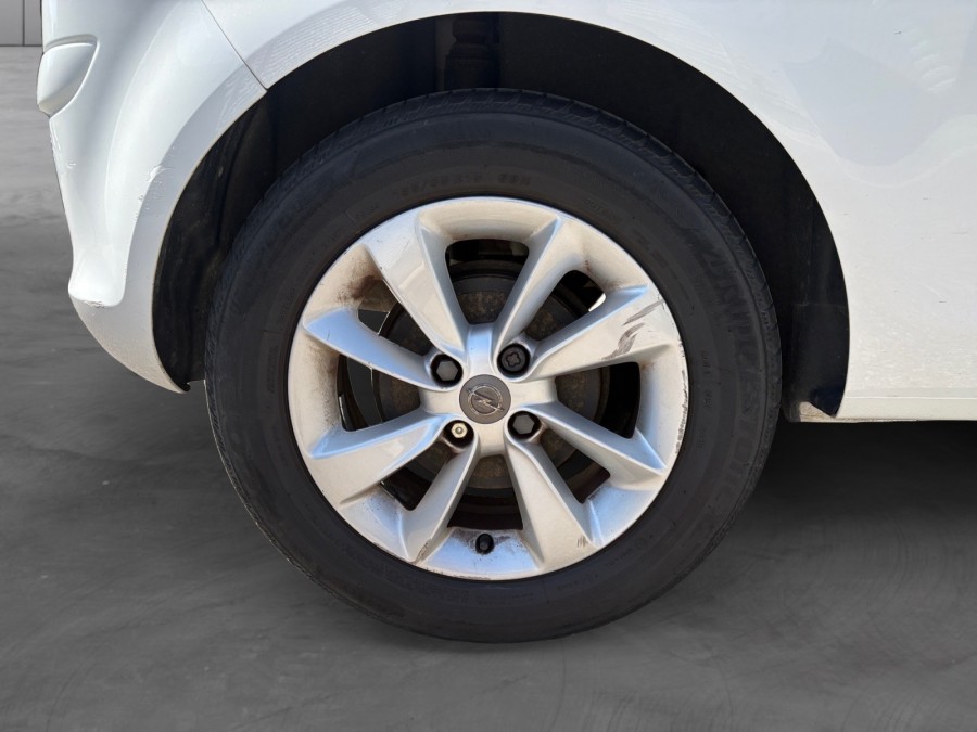 OPEL d'occasion CORSA 1.4 TWINPORT 100 GRAPHITE de 2014 Salon de