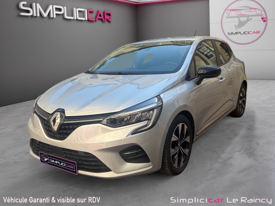 RENAULT d'occasion CLIO 1.6 E-TECH 143 EVOLUTION de 2022 Le Raincy