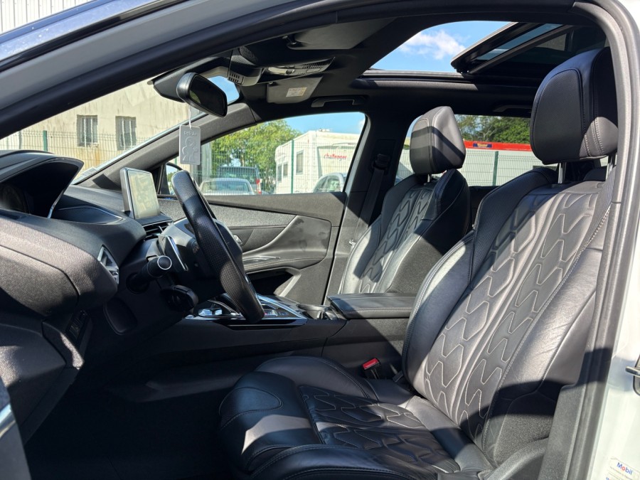 PEUGEOT d'occasion 5008 1.6 THP 165 ALLURE EAT de 2017 Brest (29)﻿