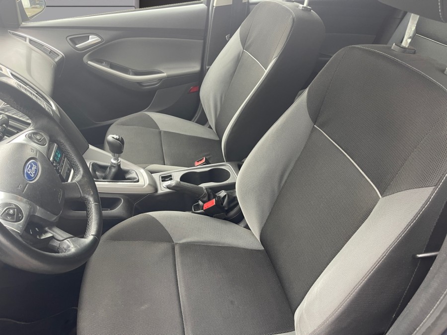 FORD d'occasion FOCUS 1.6 TDCI 95 TITANIUM de 2012 La Flèche (72)﻿