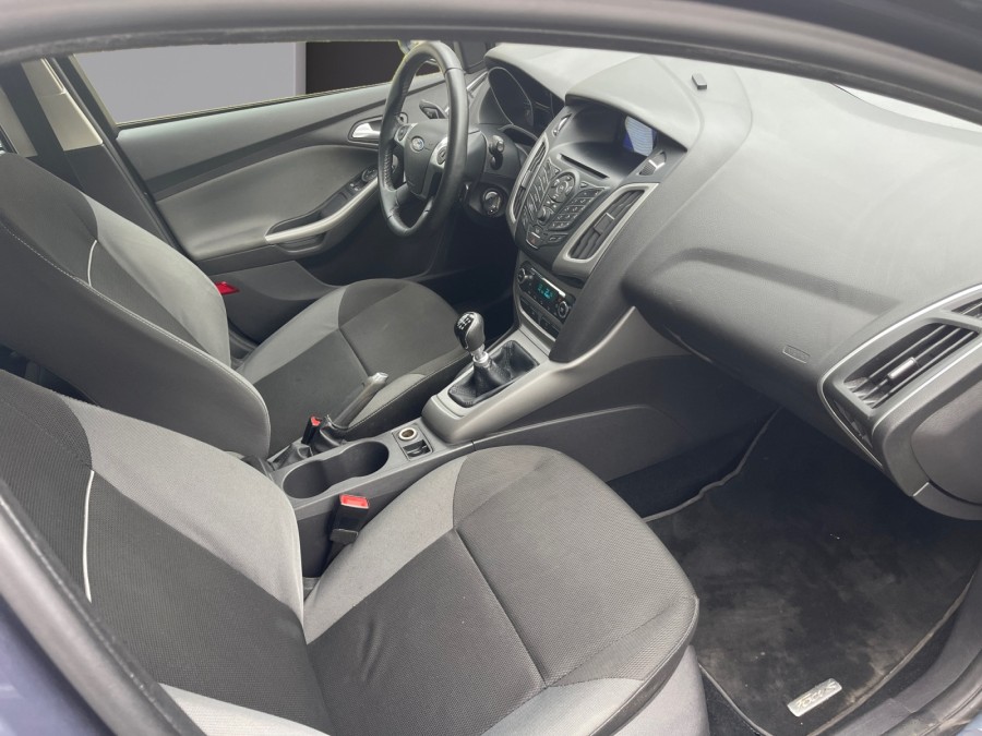 FORD d'occasion FOCUS 1.6 TDCI 95 TITANIUM de 2012 La Flèche (72)﻿