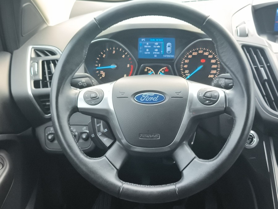 FORD d'occasion KUGA 2.0 TDCI 150 TITANIUM de 2015 Brest (29)﻿