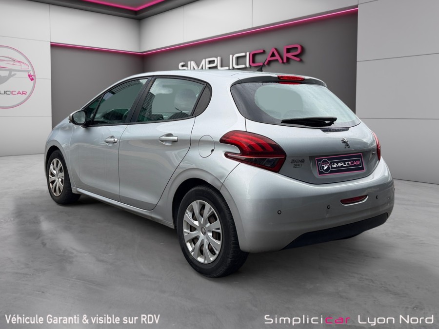PEUGEOT d'occasion 208 1.2 PURE TECH 82 ACTIVE de 2016 Nord Isère