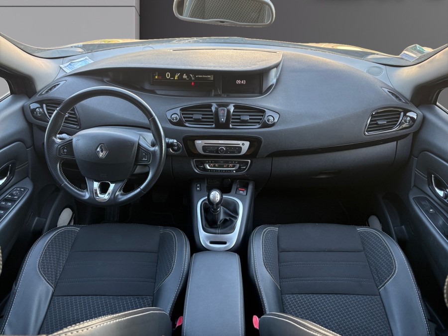 RENAULT d'occasion SCENIC 1.6 DCI 130 LOUNGE de 2015 Lyon Nord (69)﻿