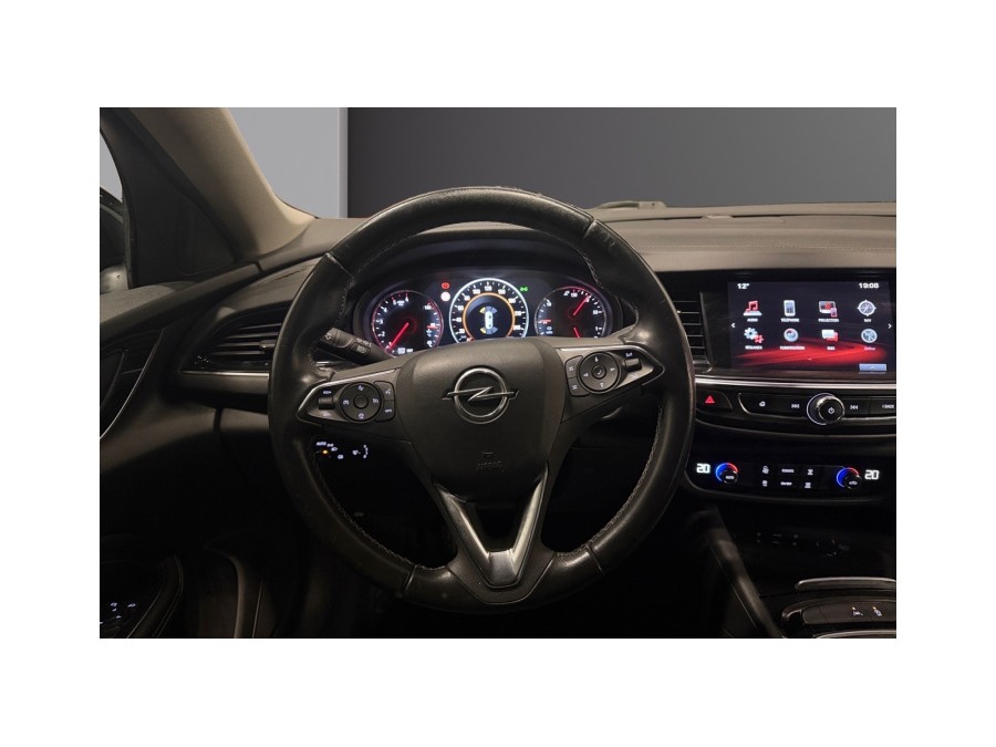OPEL d'occasion INSIGNIA GRAND SPORT de 2017 Salon de Provence (13)﻿